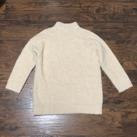 Universal Thread Long Sweater - Picture 2 of 9